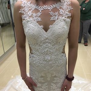 Wedding dress never worn